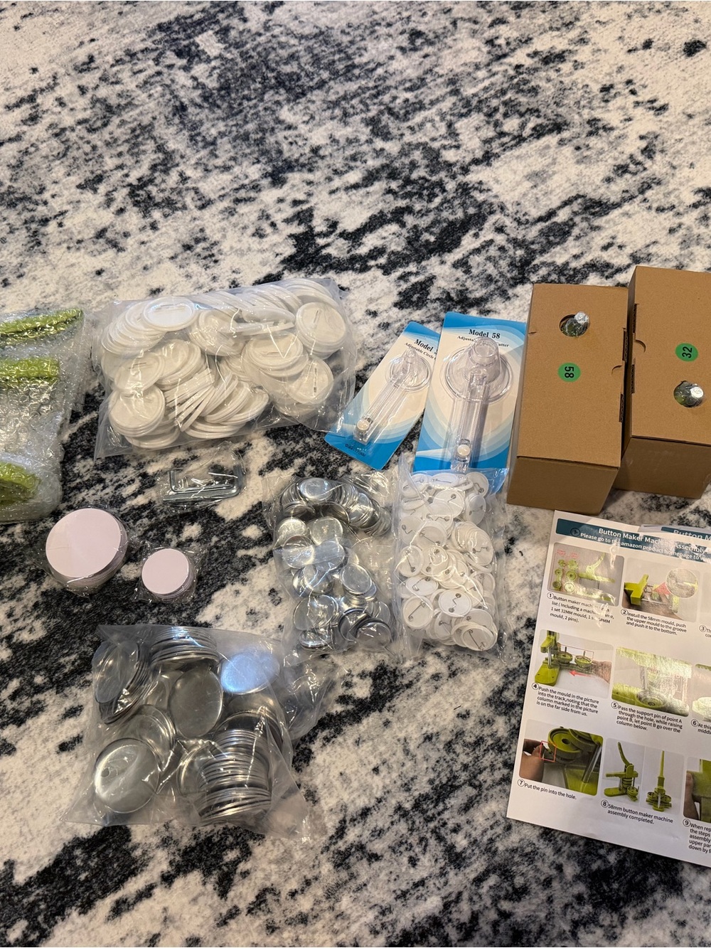 DIY Badge Maker Kids Craft Kit - Green - Picture 5 of 6